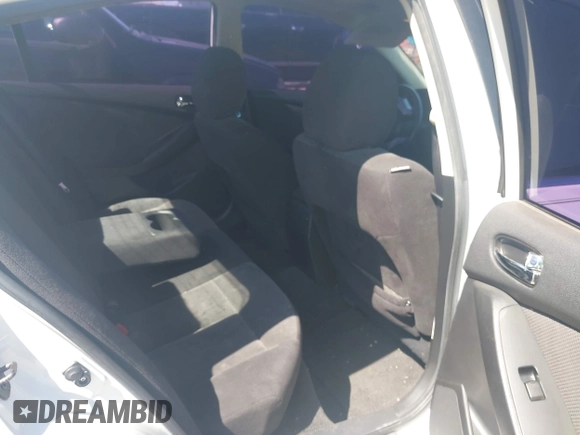 2009 Nissan Altima S with VIN 1N4AL21EX9N557960, listed as a IAAI auction lot 42061700 with 222,783 mi miles and . Bid and sale history available at DreamBid. Image 8.