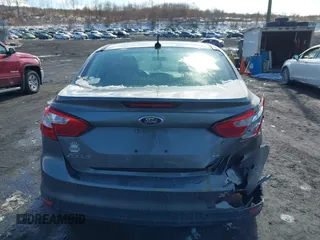 2013 Ford Focus SE with VIN 1FADP3F24DL288221, listed as a IAAI auction lot 41646815 with 169,617 mi miles. Bid and sale history available at carsss.com. Image 16.
