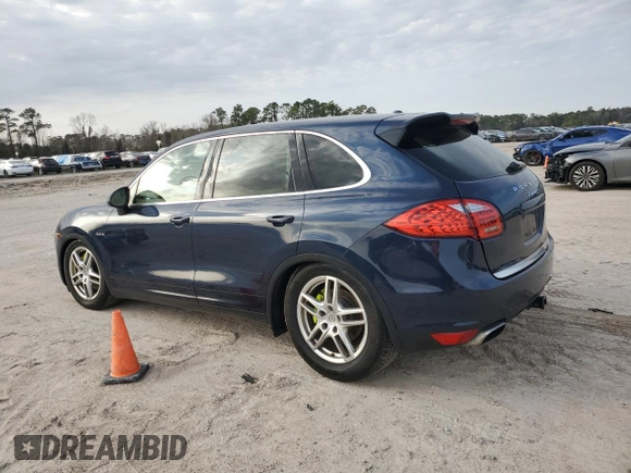 2014 Porsche Cayenne S Hybrid с VIN WP1AE2A21ELA51223, выставлен на аукционе Copart как лот 45517455 с пробегом 136 087 миль миль и Списание • Salvage title. История ставок и продаж доступна на DreamBid. Изображение 2.