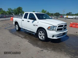2013 Ram 1500 Express с VIN 1C6RR7FT0DS647667, выставлен на аукционе IAAI как лот 42181629 с пробегом 99 827 миль миль и . История ставок и продаж доступна на DreamBid. Изображение 1.