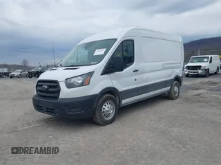 2020 Ford Transit Cargo z VIN 1FTBR2C86LKB45614, wystawiony jako IAAI lot #41665561 z przebiegiem 50 727 mil mil oraz . Historia ofert i sprzedaży dostępna na DreamBid. Obrazek 17.