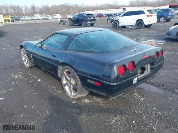 1992 Chevrolet Corvette with VIN 1G1YY23P4N5115915, listed as a IAAI auction lot 41460625 with 1 mi miles. Bid and sale history available at carsss.com. Image 3.