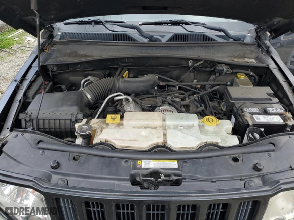 2011 Jeep Liberty Sport with VIN 1J4PP2GK2BW556169, listed as a Copart auction lot 48962015 with 130,355 mi miles and Clean Title. Bid and sale history available at carsss.com. Image 12.
