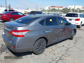 2015 Nissan Sentra SV z VIN 3N1AB7AP6FL681976, wystawiony jako IAAI lot #41900869 z przebiegiem Nie podano mil oraz . Historia ofert i sprzedaży dostępna na DreamBid. Obrazek 4.