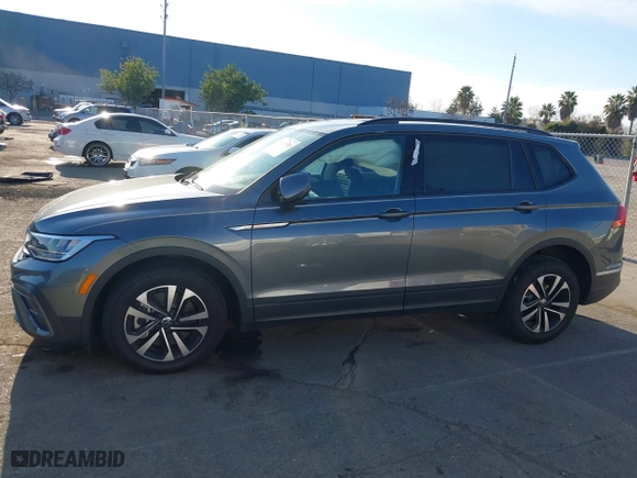 2024 Volkswagen Tiguan S with VIN 3VVRB7AX2RM053669, listed as a IAAI auction lot 41461526 with 33,358 mi miles. Bid and sale history available at carsss.com. Image 14.