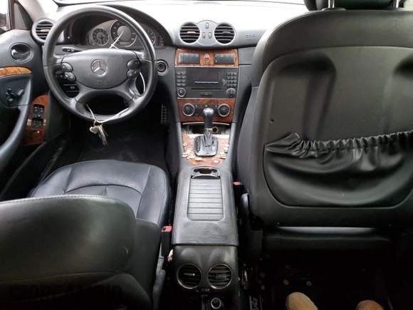 2008 Mercedes-Benz CLK-Class 3.5L with VIN WDBTJ56H98F247559, listed as a Copart auction lot 38539484 with 159,702 mi miles and Salvage Title. Bid and sale history available at carsss.com. Image 8.
