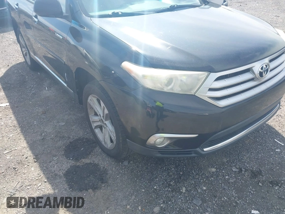 2012 Toyota Highlander Limited with VIN 5TDDK3EH7CS171888, listed as a IAAI auction lot 41845049 with 310,100 mi miles. Bid and sale history available at carsss.com. Image 6.