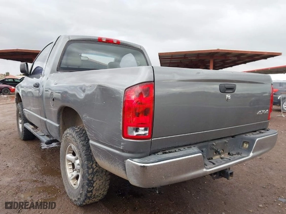 2005 Dodge Ram 1500 SLT with VIN 1D7HU16N35J650321, listed as a IAAI auction lot 41754294 with 166,531 mi miles. Bid and sale history available at carsss.com. Image 3.