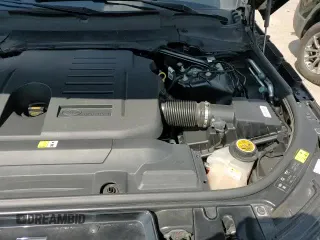 2021 Land Rover Range Rover Sport HSE Silver Edition with VIN SALWR2SU7MA749687, listed as a Copart auction lot 71718495 with 40,239 mi miles and Non repairable. Bid and sale history available at DreamBid. Image 14.