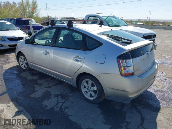 2005 Toyota Prius with VIN JTDKB20U557012368, listed as a IAAI auction lot 42029053 with 204,909 mi miles. Bid and sale history available at carsss.com. Image 3.
