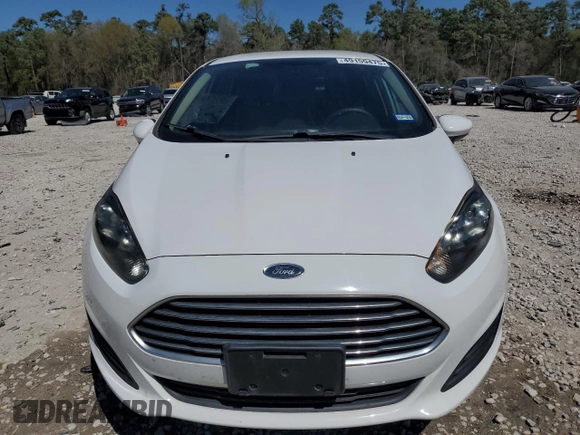 2018 Ford Fiesta SE with VIN 3FADP4BJ3JM117120, listed as a Copart auction lot 49159475 with 71,589 mi miles and Clean Title. Bid and sale history available at DreamBid. Image 5.