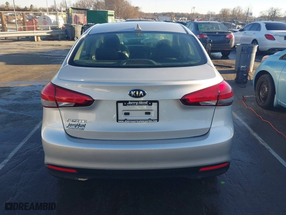 2018 Kia Forte LX with VIN 3KPFK4A76JE238418, listed as a IAAI auction lot 41772966 with 67,956 mi miles. Bid and sale history available at carsss.com. Image 17.