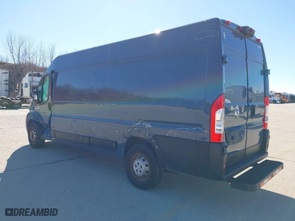 2021 Ram ProMaster Cargo Van with VIN 3C6FRVJG4ME500966, listed as a IAAI auction lot 38705972 with 1 mi miles. Bid and sale history available at carsss.com. Image 3.