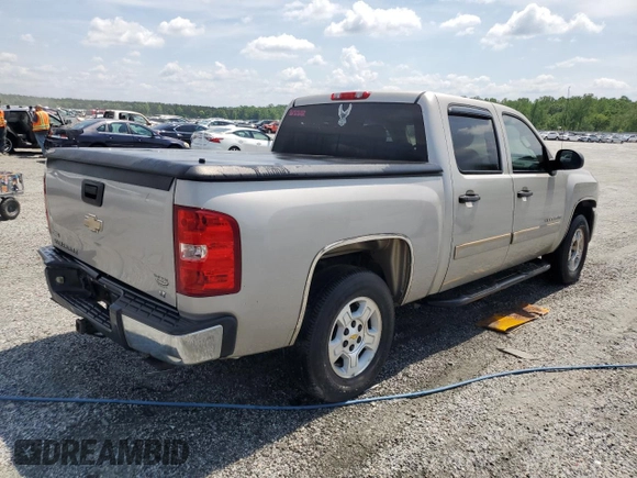 2008 Chevrolet Silverado 1500 1LT with VIN 3GCEC13068G223245, listed as a Copart auction lot 50980115 with 304,965 mi miles and Clean Title. Bid and sale history available at DreamBid. Image 3.