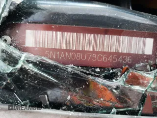 2005 Nissan Xterra SE с VIN 5N1AN08U75C645436, выставлен на аукционе Copart как лот 55653885 с пробегом Не указан миль и На запчасти • Non repairable. История ставок и продаж доступна на DreamBid. Изображение 13.