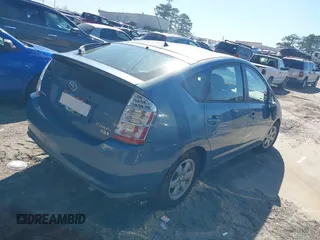 2007 Toyota Prius with VIN JTDKB20U177603087, listed as a IAAI auction lot 41828228 with 174,534 mi miles. Bid and sale history available at carsss.com. Image 4.