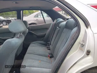 1993 Toyota Camry LE z VIN 4T1SK12E0PU290398, wystawiony jako IAAI lot #42032664 z przebiegiem 264 922 mil mil oraz . Historia ofert i sprzedaży dostępna na DreamBid. Obrazek 8.