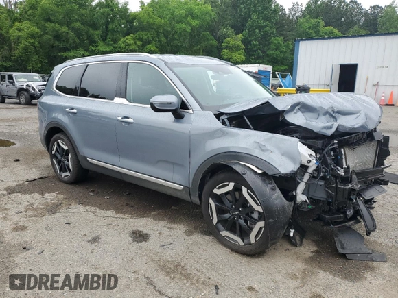 2024 Kia Telluride S с VIN 5XYP6DGC2RG543796, выставлен на аукционе Copart как лот 54404545 с пробегом 5 338 миль миль и Списание • Salvage title. История ставок и продаж доступна на DreamBid. Изображение 4.