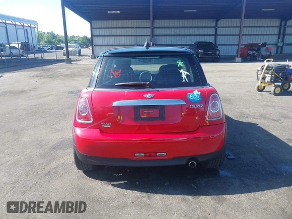 2013 MINI Hardtop with VIN WMWSU3C58DT683041, listed as a IAAI auction lot 42162366 with 76,724 mi miles and . Bid and sale history available at DreamBid. Image 16.