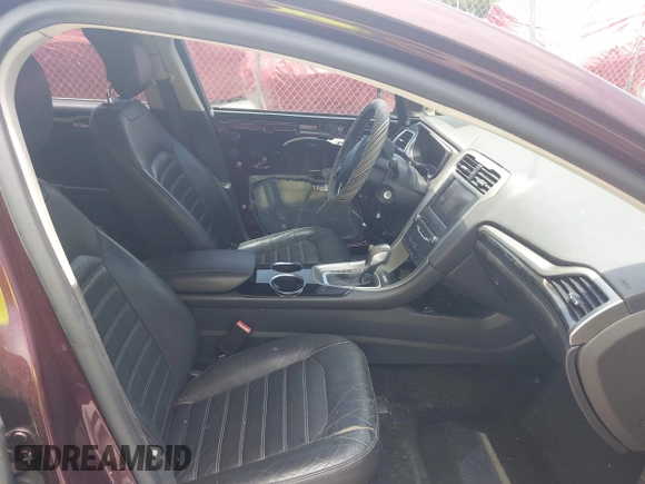 2013 Ford Fusion SE z VIN 3FA6P0HR5DR198109, wystawiony jako IAAI lot #42459993 z przebiegiem 119 372 mil mil oraz . Historia ofert i sprzedaży dostępna na DreamBid. Obrazek 5.