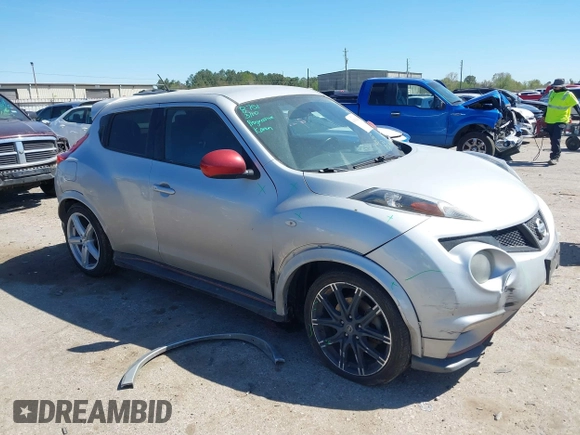 2013 Nissan Juke S with VIN JN8AF5MR4DT220551, listed as a IAAI auction lot 41834289 with 1 mi miles. Bid and sale history available at carsss.com. Image 1.