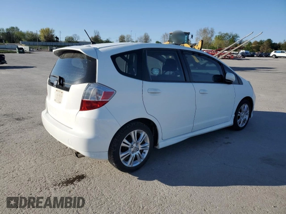 2009 Honda Fit Sport with VIN JHMGE88419C001626, listed as a Copart auction lot 52047375 with 154,585 mi miles and Salvage Title. Bid and sale history available at carsss.com. Image 3.