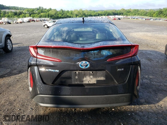 2020 Toyota Prius LE z VIN JTDKARFP6L3139986, wystawiony jako Copart lot #60353805 z przebiegiem 102 316 mil mil oraz Szkoda całkowita • Salvage title. Historia ofert i sprzedaży dostępna na DreamBid. Obrazek 6.