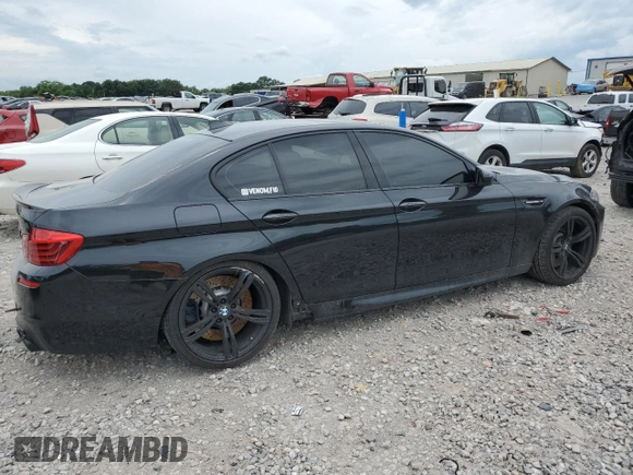 2016 BMW M5 z VIN WBSFV9C56GD595441, wystawiony jako Copart lot #59880955 z przebiegiem 109 018 mil mil oraz Szkoda całkowita • Salvage title. Historia ofert i sprzedaży dostępna na DreamBid. Obrazek 3.