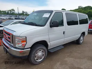 2012 Ford Econoline Passenger XL z VIN 1FBNE3BL9CDA32236, wystawiony jako IAAI lot #42565078 z przebiegiem 146 983 mil mil oraz . Historia ofert i sprzedaży dostępna na DreamBid. Obrazek 17.
