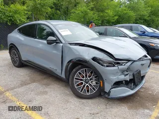 2024 Ford Mustang Mach-E Premium z VIN 3FMTK3SU6RMA04259, wystawiony jako IAAI lot #42438326 z przebiegiem 25 518 mil mil oraz . Historia ofert i sprzedaży dostępna na DreamBid. Obrazek 1.