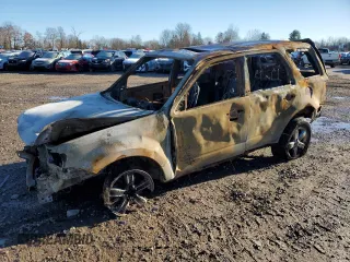 2012 Ford Escape XLT с VIN 1FMCU9DGXCKB16971, выставлен на аукционе Copart как лот 57378295 с пробегом Не указан миль и На запчасти • Non repairable. История ставок и продаж доступна на DreamBid. Изображение 1.