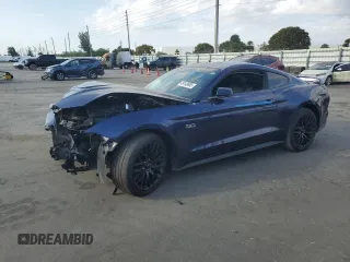 2018 Ford Mustang GT z VIN 1FA6P8CF4J5114338, wystawiony jako Copart lot #49149865 z przebiegiem Nie podano mil oraz Szkoda całkowita • Salvage title. Historia ofert i sprzedaży dostępna na DreamBid. Obrazek 1.