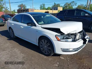 2015 Volkswagen Passat SE с VIN 1VWBS7A31FC075721, выставлен на аукционе IAAI как лот 42326684 с пробегом 177 448 миль миль и . История ставок и продаж доступна на DreamBid. Изображение 1.