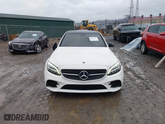 2019 Mercedes-Benz C 300 с VIN 55SWF8EB4KU320670, выставлен на аукционе IAAI как лот 41053917 с пробегом 77 942 миль миль и . История ставок и продаж доступна на DreamBid. Изображение 12.
