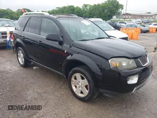 2007 Saturn VUE V6 z VIN 5GZCZ53407S865580, wystawiony jako IAAI lot #42242457 z przebiegiem 298 750 mil mil oraz . Historia ofert i sprzedaży dostępna na DreamBid. Obrazek 1.
