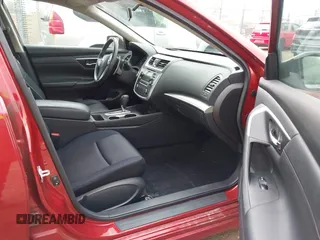 2017 Nissan Altima SR with VIN 1N4AL3AP4HC139007, listed as a IAAI auction lot 42045517 with 54,241 mi miles and . Bid and sale history available at carsss.com. Image 5.
