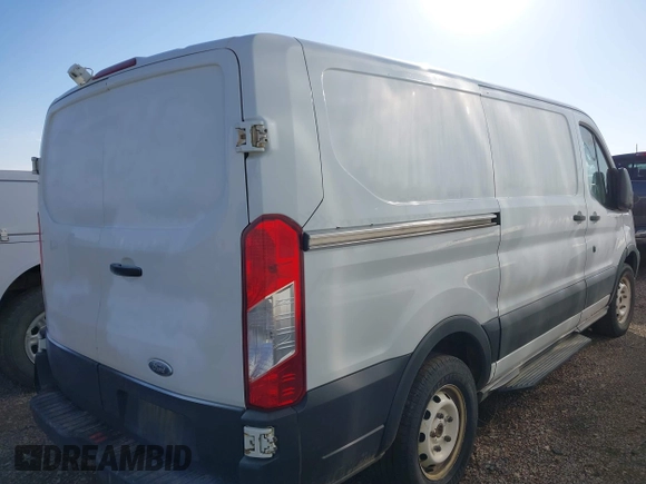 2015 Ford Transit Cargo with VIN 1FTNE1YMXFKB19773, listed as a IAAI auction lot 41700374 with 501,881 mi miles. Bid and sale history available at carsss.com. Image 4.
