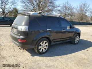 2008 Mitsubishi Outlander XLS with VIN JA4MS41X08Z003416, listed as a Copart auction lot 48822305 with 211,346 mi miles and Clean Title. Bid and sale history available at carsss.com. Image 3.