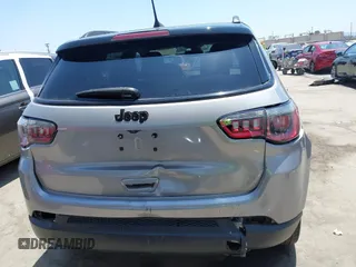 2019 Jeep Compass Latitude with VIN 3C4NJCBBXKT613848, listed as a IAAI auction lot 42598962 with 47,550 mi miles and . Bid and sale history available at DreamBid. Image 16.