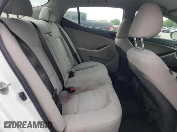 2015 Kia Optima LX with VIN 5XXGM4A70FG488749, listed as a Copart auction lot 57395825 with 176,592 mi miles and Salvage title. Bid and sale history available at DreamBid. Image 10.