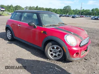 2013 MINI Hardtop with VIN WMWSU3C52DT549710, listed as a IAAI auction lot 42631765 with 69,448 mi miles and . Bid and sale history available at DreamBid. Image 1.