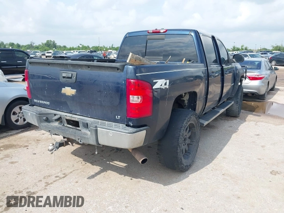 2008 Chevrolet Silverado 1500 LTZ with VIN 2GCEK133881111214, listed as a IAAI auction lot 41986926 with 215,979 mi miles. Bid and sale history available at carsss.com. Image 4.