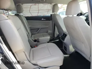2019 Volkswagen Atlas SEL R-Line with VIN 1V2RR2CAXKC520476, listed as a Copart auction lot 55085975 with 59,727 mi miles and Salvage title. Bid and sale history available at DreamBid. Image 11.