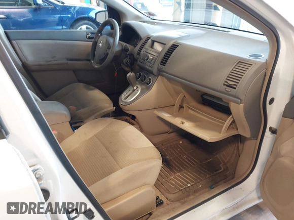 2008 Nissan Sentra 2.0 with VIN 3N1AB61E98L750493, listed as a IAAI auction lot 41595220 with 215,488 mi miles and . Bid and sale history available at DreamBid. Image 5.