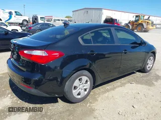 2014 Kia Forte LX with VIN KNAFK4A67E5245996, listed as a IAAI auction lot 41817051 with 133,377 mi miles. Bid and sale history available at carsss.com. Image 4.