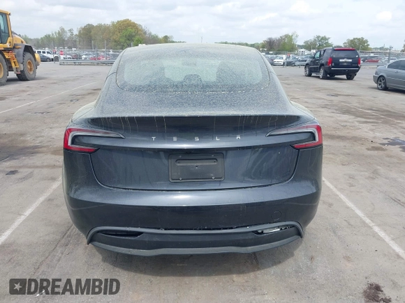 2025 Tesla Model 3 Long Range with VIN 5YJ3E1EA5SF890621, listed as a IAAI auction lot 41924915 with 6,528 mi miles and . Bid and sale history available at DreamBid. Image 16.