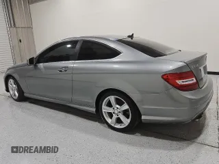 2015 Mercedes-Benz C 250 with VIN WDDGJ4HB3FG366629, listed as a Copart auction lot 56400615 with 38,262 mi miles and Clean title. Bid and sale history available at DreamBid. Image 2.