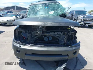 2011 Land Rover LR4 HSE with VIN SALAG2D48BA571623, listed as a IAAI auction lot 40124664 with 158,504 mi miles and . Bid and sale history available at DreamBid. Image 12.