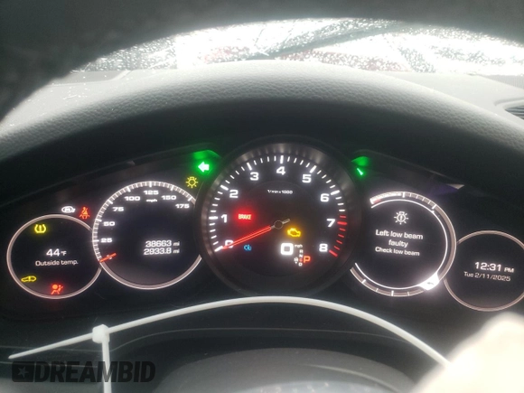 2021 Porsche Cayenne with VIN WP1AA2AY2MDA01617, listed as a Copart auction lot 44711725 with 38,663 mi miles and Salvage title. Bid and sale history available at DreamBid. Image 9.