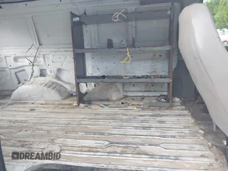 2005 Ford Econoline Cargo with VIN 1FTRE14W65HA89689, listed as a IAAI auction lot 42607059 with 260,935 mi miles and . Bid and sale history available at DreamBid. Image 8.